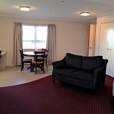 Touchwood Motor Lodge Pukekohe Zewnętrze zdjęcie